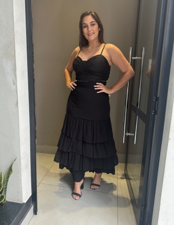 Saia transpassada camadas com fenda